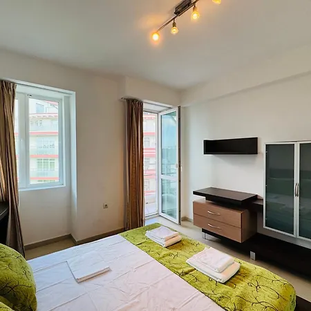 Sunny House 404 Two Bedroom Apartman Napospart