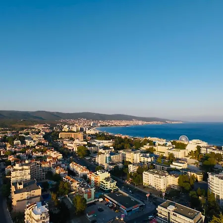 Apartman Sunny House 404 Two Bedroom Napospart
