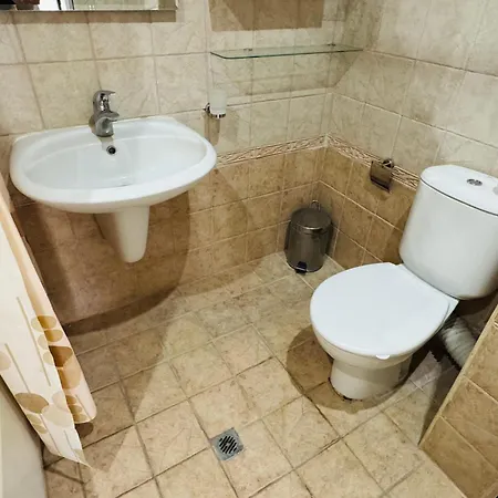 Sunny House 404 Two Bedroom Apartman *