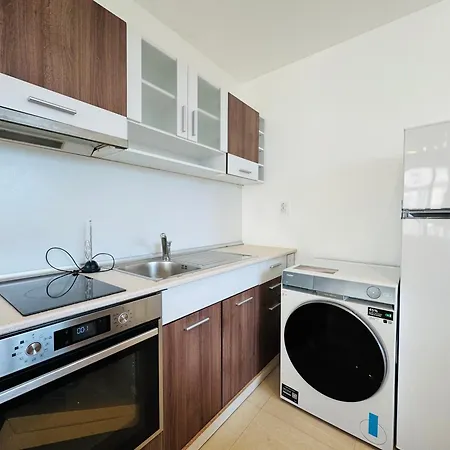 Sunny House 404 Two Bedroom Napospart